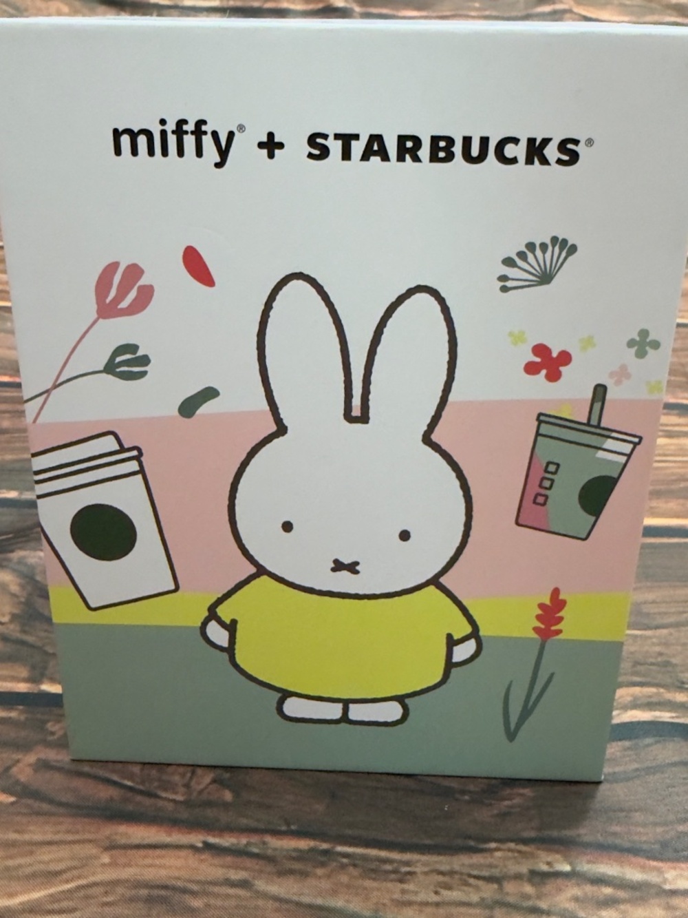 New Starbucks x Miffy 14oz Ceramic Coffee Tea Mug with Lid Limited Edition
